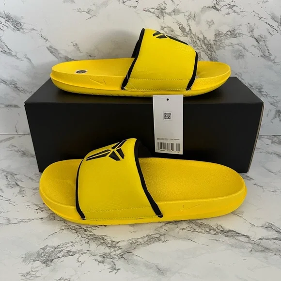 Nike Kobe Offcourt Slide Sandals Lightning Bruce Lee Mamba IF2870 Men’s Sizes - Picture 2 of 8